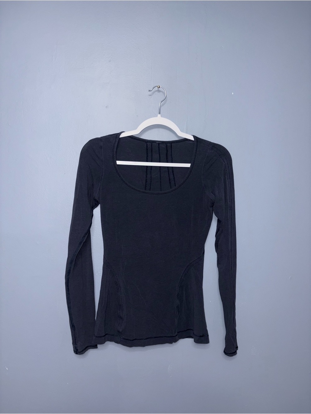 Lululemon | Navy Longsleeve | Size 6